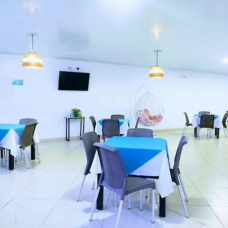 Hotel Inara Spa Хирардот Екстериор снимка