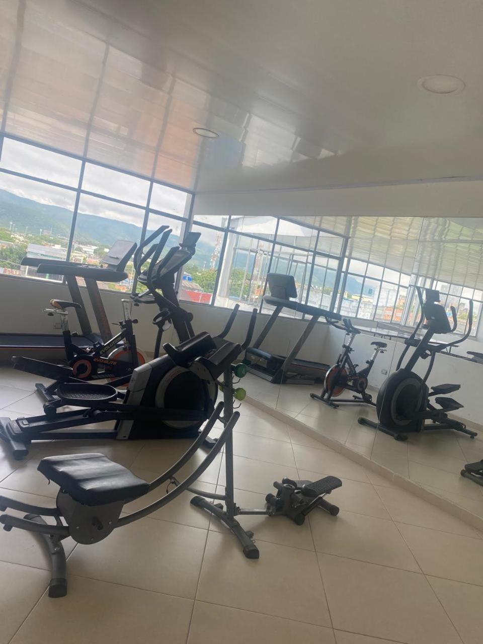 Hotel Inara Spa Хирардот Екстериор снимка