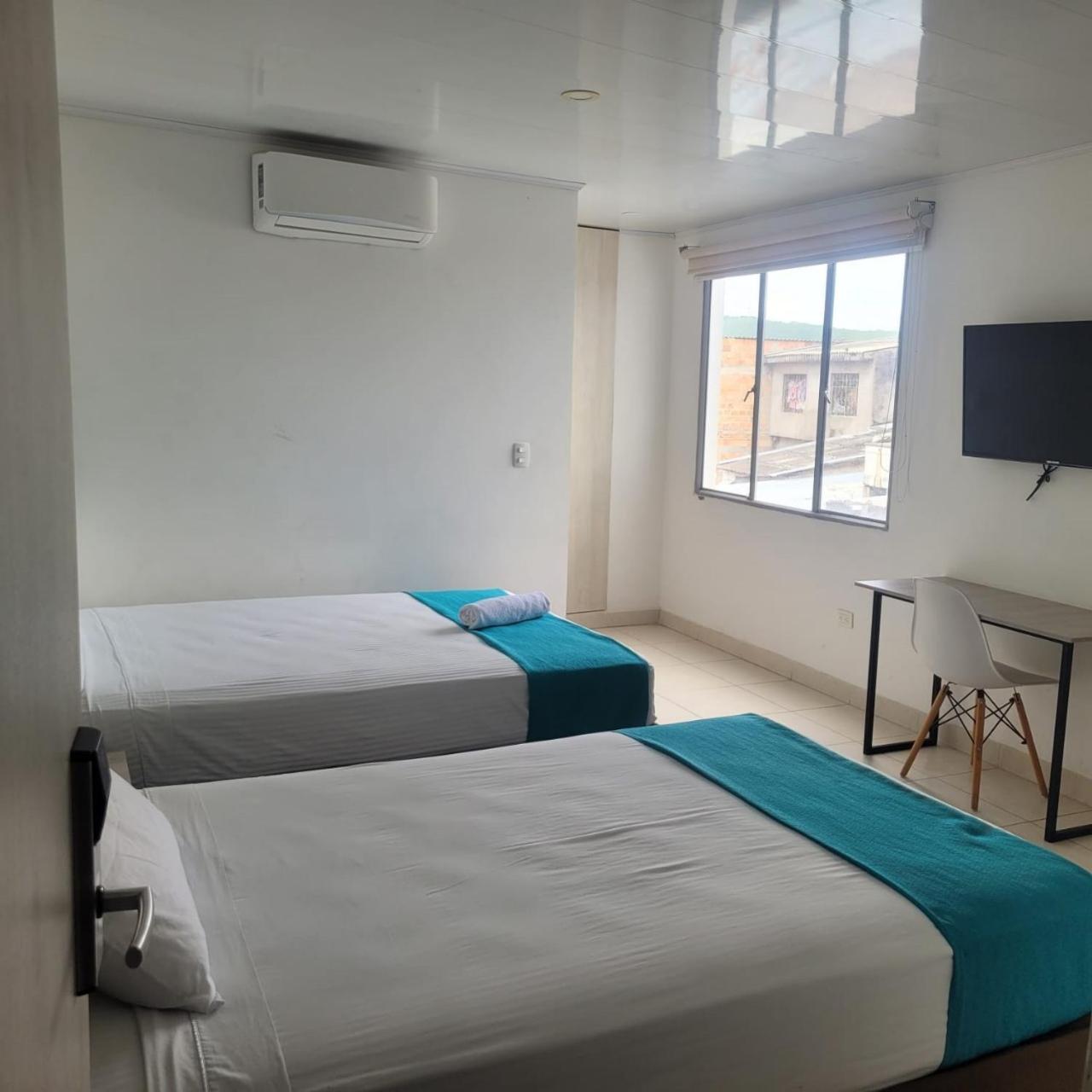 Hotel Inara Spa Хирардот Екстериор снимка